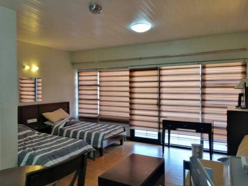 Baguio Apartment | 3 Pax Studio Foggy Cold Breeze,Condo in Gardenville Hotel