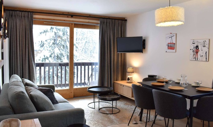 Meribel Centre Apartment | 3-Room Apartment for 6, Pool, Ski-In/Ski-Out, Mountain View – Meribel