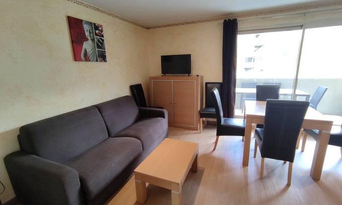 Isola Apartment | 3-room apartment in Isola 2000 center, parking, near slopes
