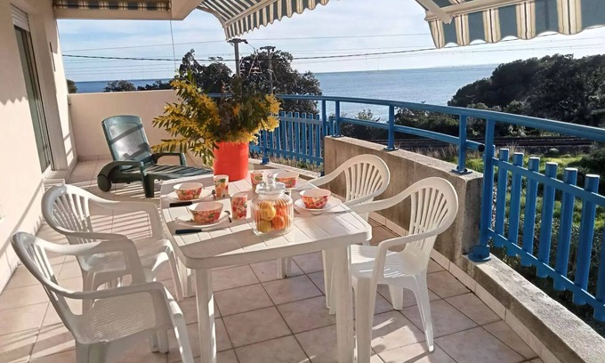 Le Dramont Apartment | 3-room apartment - up to 6 people - SAINT RAPHAËL