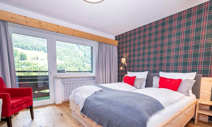 Hirschegg Apartment | 3-room apartment with 2 balconies Nr. 10 - Alp Chalet - Apartments