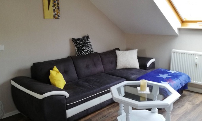 Auerbach Apartment | 3-room attic apartment