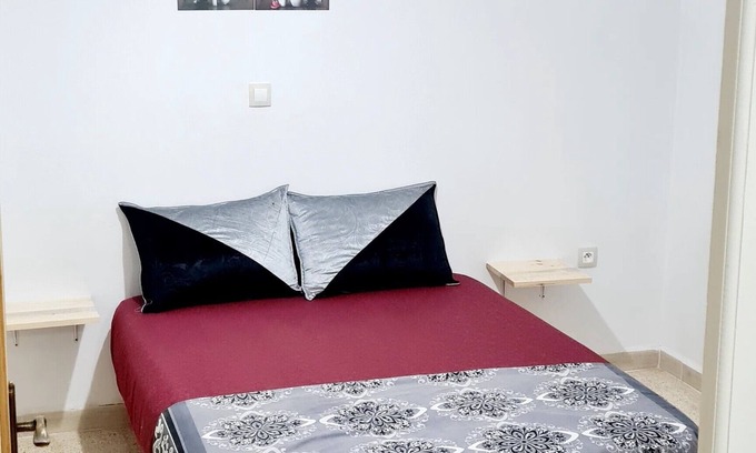 Marsa Ben M'Hidi Apartment | 3.simple, Sobre, Proche Mosquée, Proche Plage