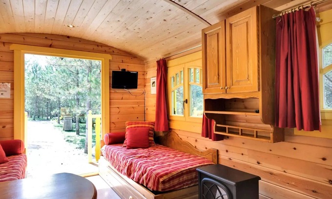 Dienne Cabin | 3-Zimmer-Wohnwagen für 4 Personen