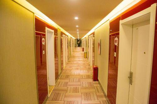 Jinchuan District Hotel | 30 m² Hotel ∙ 2 bedrooms ∙ 3 guests