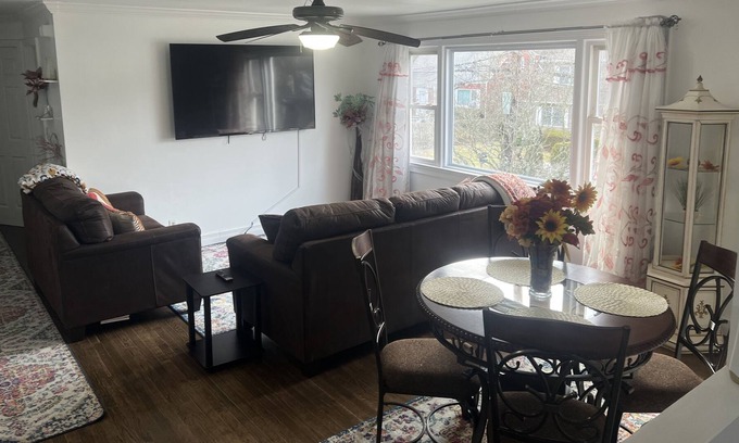 White Plains Apartment | 30 mins from NYC, 3 bd come enjoy relaxation and maximum comfort !