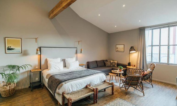 Beaune Bed & Breakfast | 300 m² Bed and breakfast ∙ 3 bedrooms ∙ 6 guests
