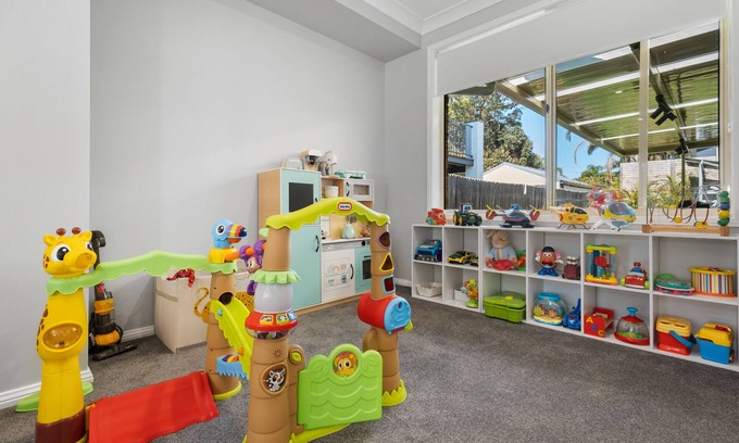 Summerland Point House | 300m to Lake Macquarie. Minutes to the Central Coast