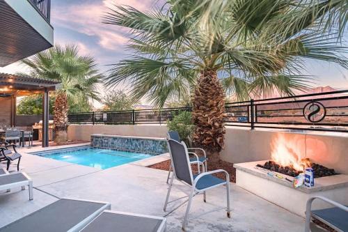 Santa Clara House | 31| Pool Palace in St George with Snow Canyon View