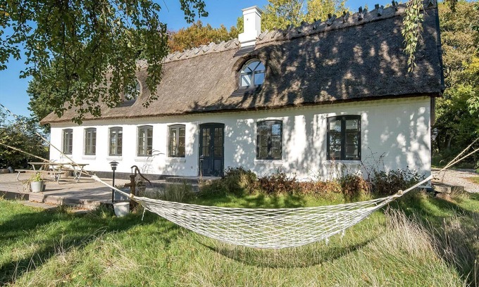 Stege House | 3331 Stege - Råby Søvej 1