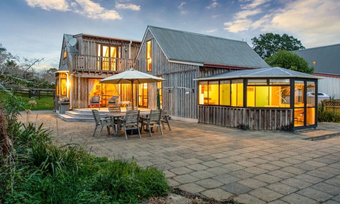 Whitford House | 338 Clifton Road, Whitford, Auckland 2571