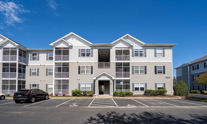 Sussex County Condo | 34704 Villa Circle Unit 1106 - Two Bedroom Condo with Community Pool!