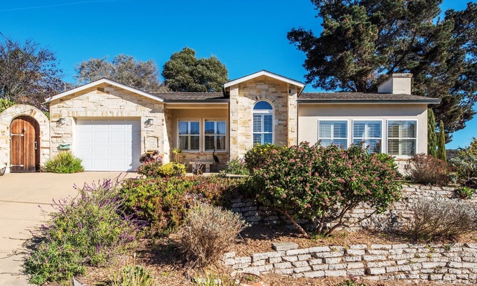 Del Rey Oaks House | 3485 Avalon by the Sea ~ Some Openings in August!