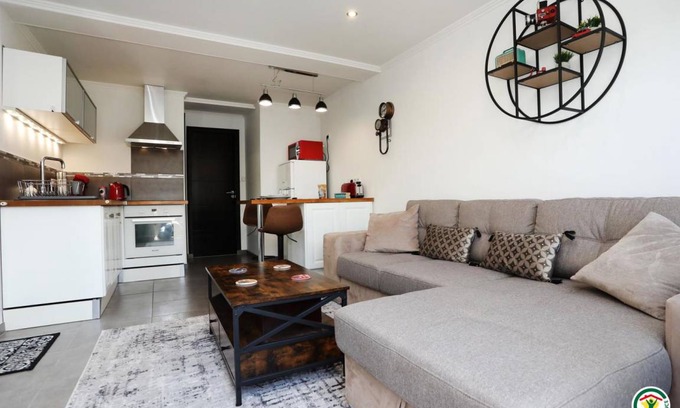 Laveyron House | 35 m² Gîte ∙ 1 bedroom ∙ 2 guests