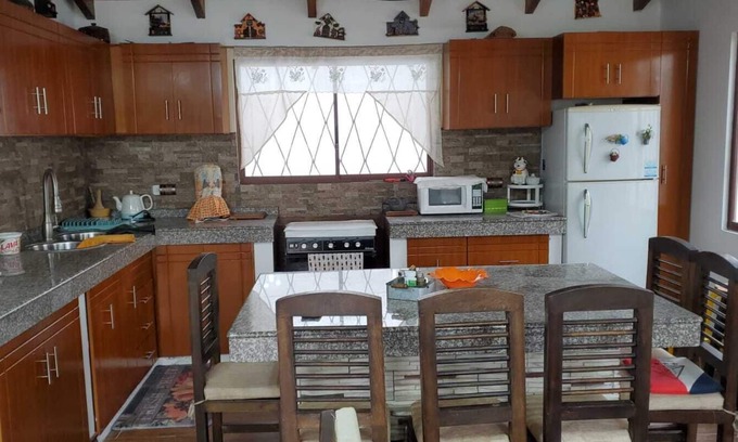 Pintag House | 35 minutes from Quito airport country house in Pintag
