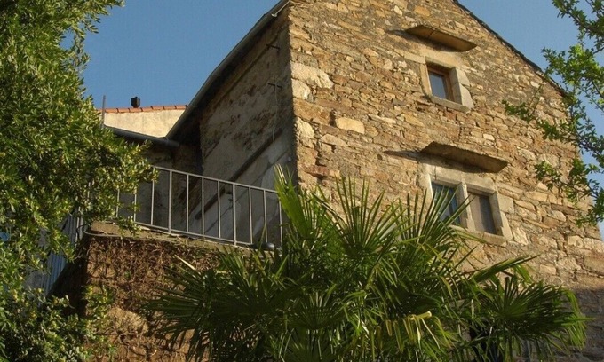 Saint-Vincent-d'Olargues House | 350 year old stylishly renovated house with view of the Orb valley, WLAN