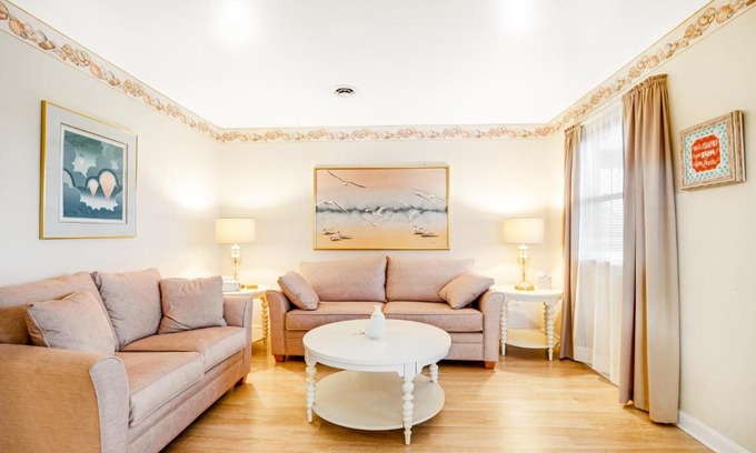 Fenwick Island Apartment | 37534 Lighthouse Rd #202