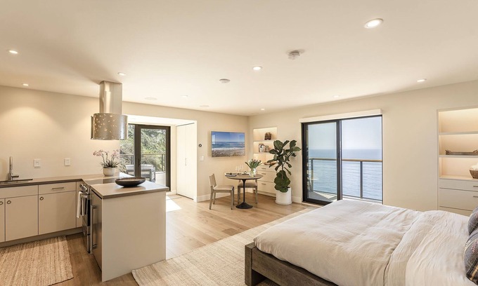 Carmel House | 3921 Eyas - A Few Openings in August!