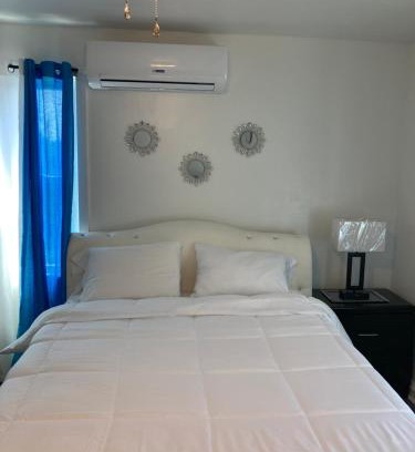 Primos Secane Apartment | 3bd 1bath Home away from home with luxury