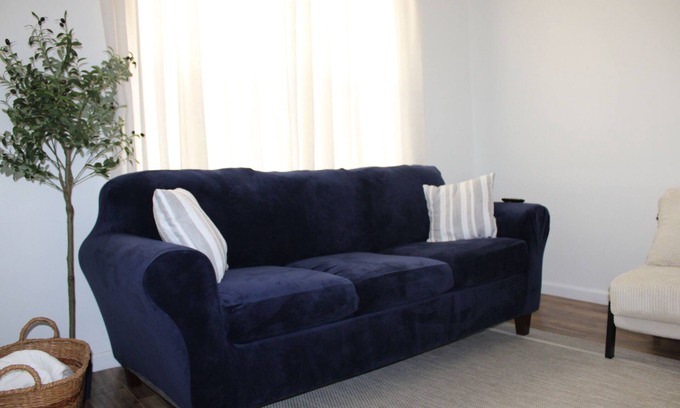 Wallington Apartment | 3BD, Fast Wifi near NYC, American Dream & MetLife! Free coffee & Snacks