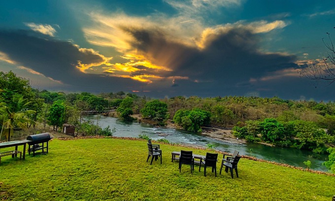 Karjat Other | 3BHK Private Riverside Villa with Glass Room in Karjat