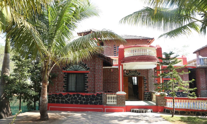 Palghar Villa | 3BHK Villa with Pool in the middle of pure nature