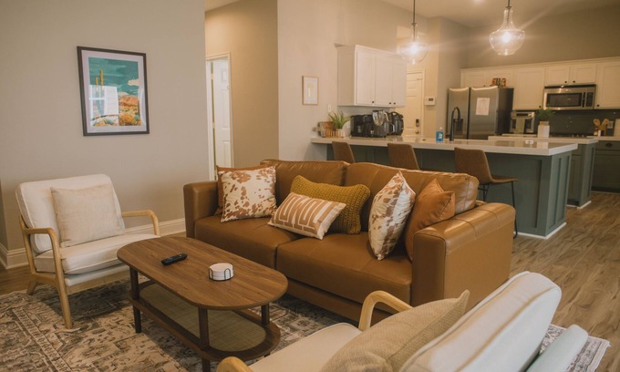 McKinney House | 3BR/2BA/Fully Fenced | Pets OK l Quiet Street