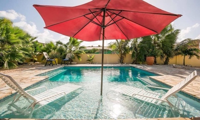 Palm Beach Villa | 3BR/2BA VILLA PRIVATE POOL, 2 MIN Drive to Eagle Beach, DOWNTOWN, PALM BEACH