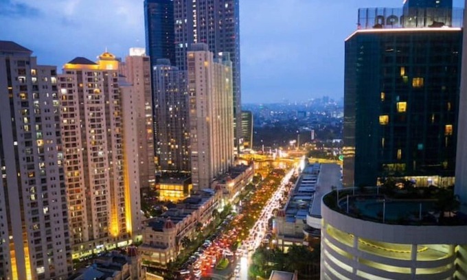 Tomang Condo | 3br- Central Park Apt 42 -125 m2