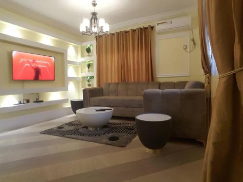 Oshodi-Isolo Apartment | 3JD Lavishly Furnished 3-Bed Apt