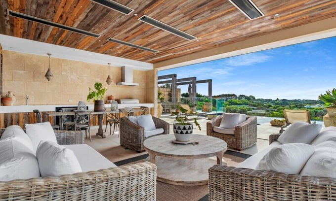 Portsea House | 3TTRp · VILLA OLIVE-NTO | Live the dream!