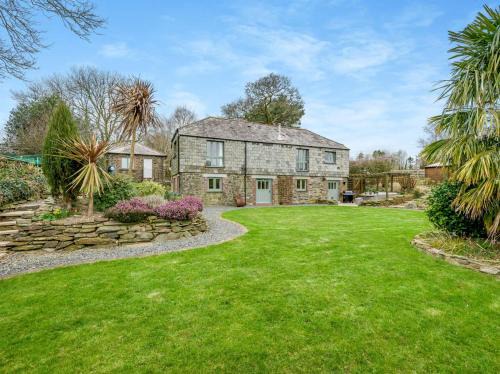 Liskeard House | 4 Bed in Looe 90933