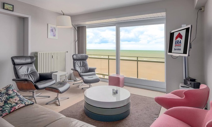 Sint-Idesbald Apartment | 4 bedroom accommodation in Sint Idesbald