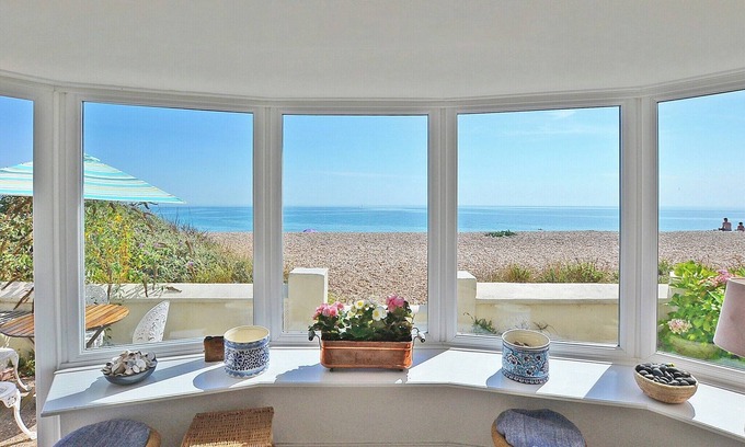 Pagham Cottage | 4 bedroom accommodation in Pagham, near Chichester