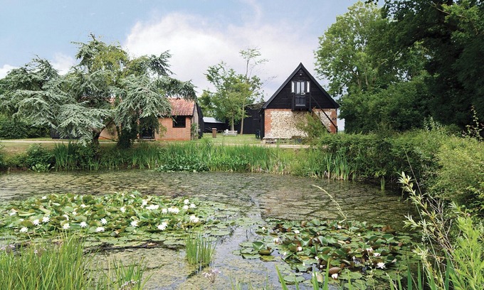 Woodbridge Cottage | 4 bedroom accommodation in Saxtead, near Framlingham