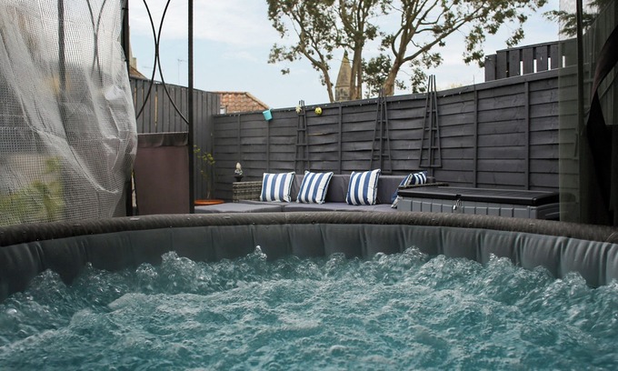 Falkland Cottage | 4 bedroom accommodation in Falkland