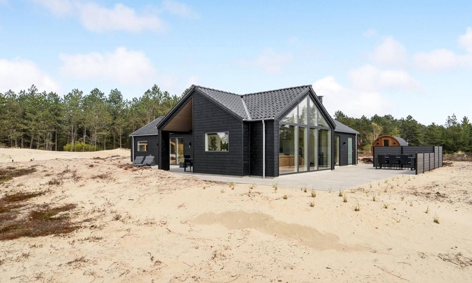 Sønderstrand House | 4 bedroom awesome home in Rømø
