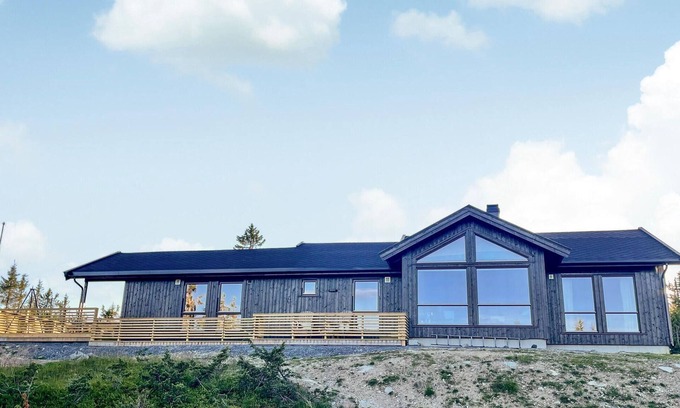 Ringsaker House | 4 bedroom beautiful home in Sjusjøen