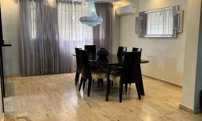 Viejo Arroyo Hondo House | 4-bedroom house in beautiful Santo Domingo with picuzzi, WiFi, Live the dream