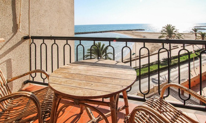 Cunit Apartment | 4 bedroom lovely apartment in Cunit