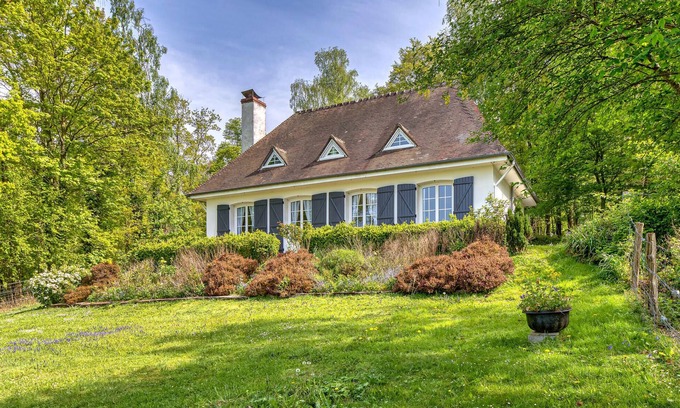 Catenay House | 4 bedroom lovely home in Catenay