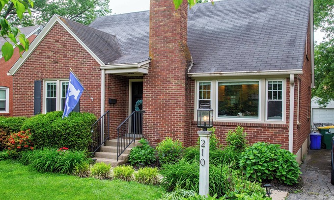 St. Matthews House | 4-bedroom Remodeled St Matthews Cape Cod