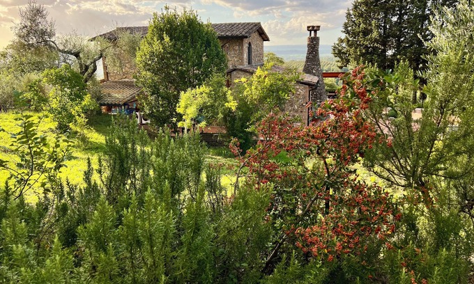 Giove Villa | 4-bedroom stone villa with AC, WiFi, swimming pool in beautiful Umbria