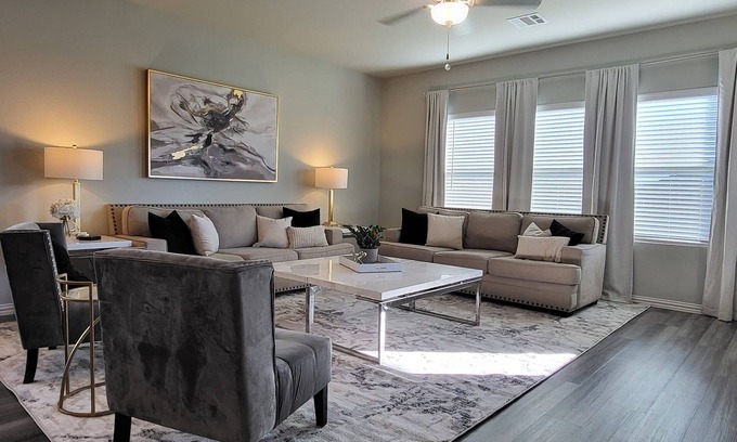 Royse City House | 4-bedroom vacation home just 18 minutes from Lake Ray Hubbard