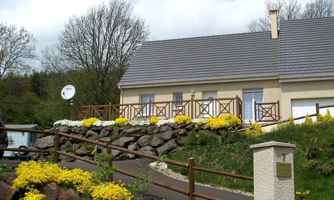 La Tour-dʼAuvergne Villa | 4 * holiday villa in the heart of the Sancy Massif