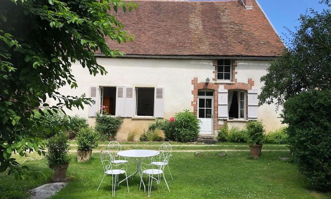 Oyes House | 4 Impasse de la Bataillerie