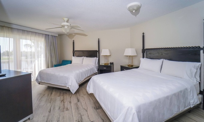 Crystal Harbour Resort | 4 Island View Rooms, Pool, Free Parking, Pet-friendly Rest & Relaxation! 4 Modern Units, Pool, Island View, Beachfront Property