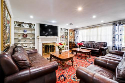 National Harbor House | 4 Mi to Natl Harbor Spacious Gem in Maryland!