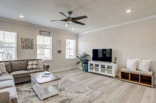 Ocean City House | 4 Mi to Ocean City Beach Large Family Townhome