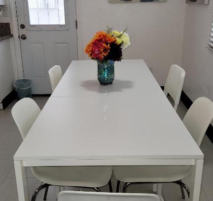 Garfield Apartment | 4 MINUTES TO BEACH VACATION PLACEE